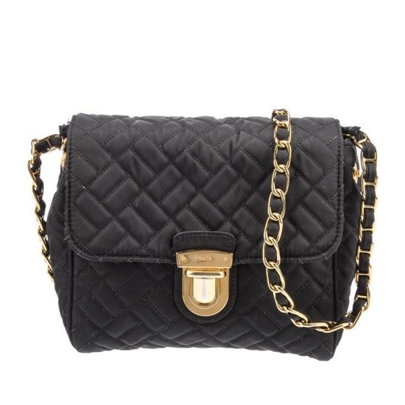 Prada - Picture 5 of 9